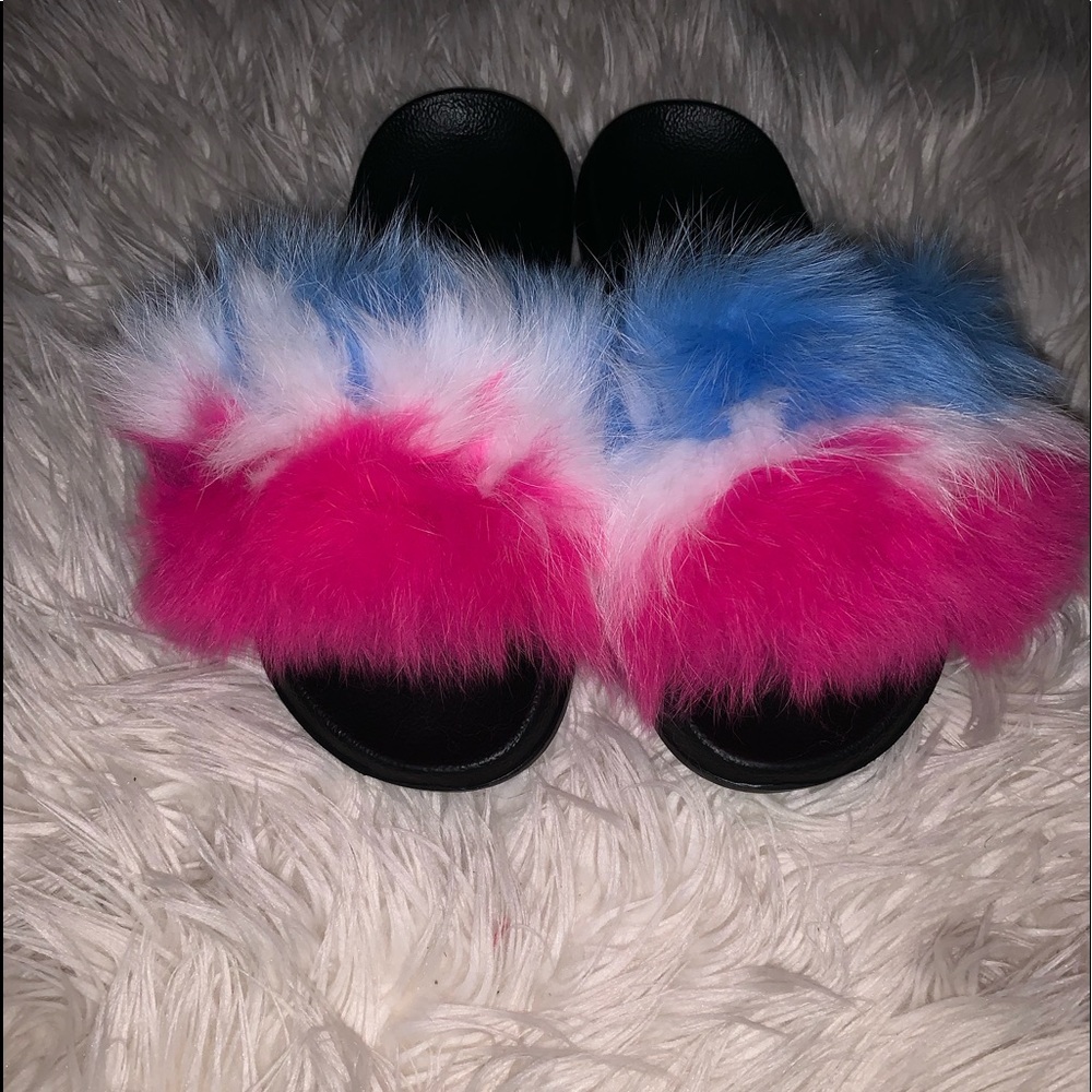 Fluffy Slides: Blue Ombré - Picture 3 of 4